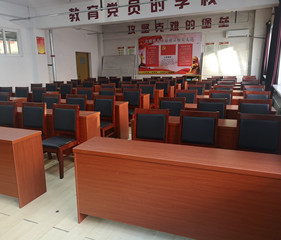 大連市足球運(yùn)動(dòng)學(xué)校
大連市足球運(yùn)動(dòng)學(xué)校